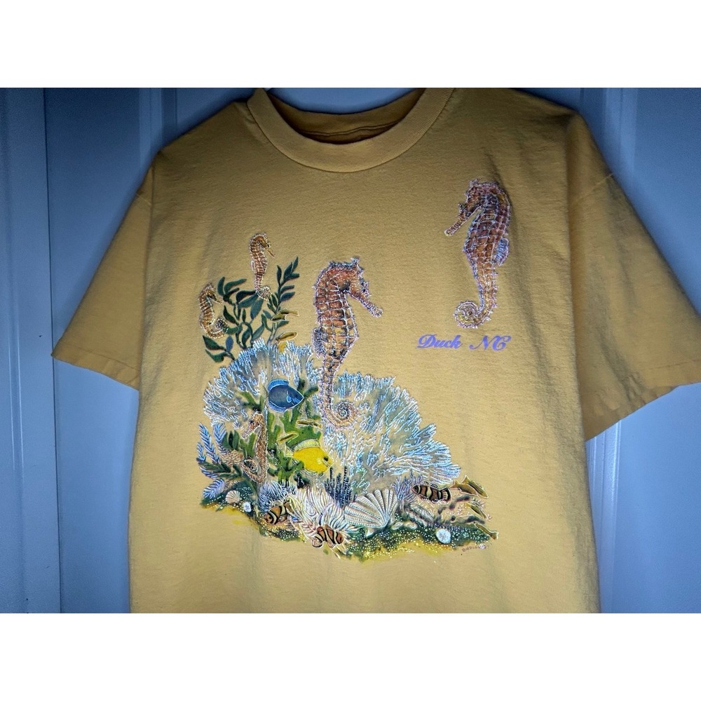 Vintage 90's‎ Single Stitch Textured Sea Horse Coral Reef North Carolina T-Shirt